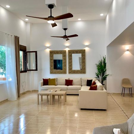 Amplia Vivienda New Para12 Pers A 4 Min Caminando De Playa Con Terraza, Piscina Com, Wifi, Ventiladores De Techo, Lavavajillas Roquetas de Mar Exterior photo