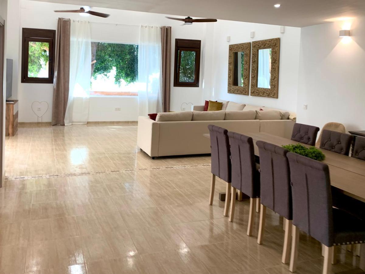 Amplia Vivienda New Para12 Pers A 4 Min Caminando De Playa Con Terraza, Piscina Com, Wifi, Ventiladores De Techo, Lavavajillas Roquetas de Mar Exterior photo