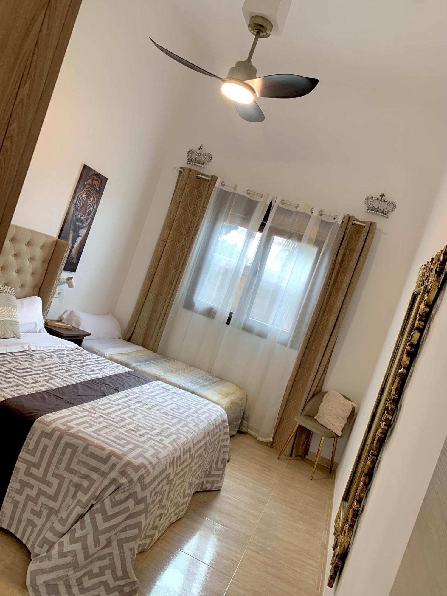 Amplia Vivienda New Para12 Pers A 4 Min Caminando De Playa Con Terraza, Piscina Com, Wifi, Ventiladores De Techo, Lavavajillas Roquetas de Mar Exterior photo